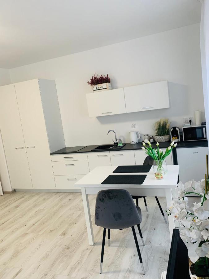 Apartament Walczaka 22 Miejsce Parkingowe Ґожув-Велькопольський Екстер'єр фото